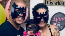 Cum arată Fetiţa-Batman la 6 ani, după ce a trecut printr-o nouă operație
