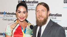 Brie Bella, insarcinata cu primul copil. Ce a marturisit Nikki Bella, sora geamana a vedetei 
