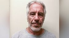 El este miliardarul lumii care a luat o boală venerică, după ce Jeffrey Epstein a adus rusoaice în SUA! Ar fi îmbolnăvit-o și pe soția lui