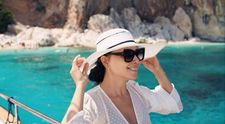 Imagini spectaculoase din Sardinia cu prezentatoarea Corina Caragea. „Cele mai frumoase plaje din Europa sunt aici”