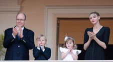 Prințesa Charlene s-a întors în Monaco după jumătate de an petrecut departe de familie! Cea mai recentă fotografie a ei