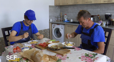 Șef sub acoperire episodul 13 | Vlad Iftime, invitat la masă de angajatul lui
