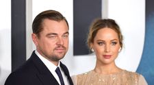 Jennifer Lawrence, despre scenele filmate alături de Leonardo DiCaprio: „O mizerie absolută”