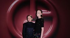 Fiica transgender a lui Naomi Watts a defilat la Paris Fashion Week: ”Mi-am dorit dintotdeauna să fiu o femeie frumoasă, ca Marilyn Monroe”