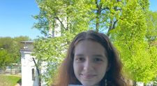 Ana Dragomir, copilul-minune al literaturii române! La 14 ani, a publicat deja trei cărți pentru copii