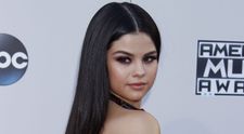 Putini au mai vazut-o atat de sexy. Pictorialul incendiar realizat de Selena Gomez 