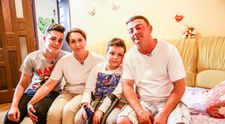 Echipa Visuri la cheie a ajutat o familie care lupta zilnic pentru a le oferi celor doi copii un trai normal