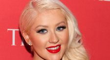 Christina Aguilera, super sexy intr-o rochie neagra. Cat de mult a slabit cantareata in ultimele saptamani: FOTO