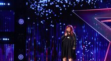 Românii au talent 2021: Cezara Apetroaie i-a cucerit pe jurați cu vocea sa: 