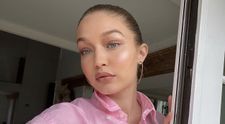 Gigi Hadid, cu burta de gravidă la vedere pe Instagram. „Din față se vede diferit”