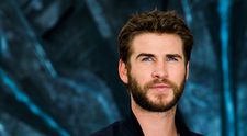 Dovada că Liam Hemsworth a trecut peste despărțirea de Miley Cyrus. Unde a fost fotografiată noua iubită a actorului