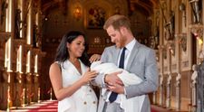 Meghan Markle, apariție spectaculoasă la doar 4 săptămâni de la nașterea micuțului Archie. Ce ținută a purtat Ducesa