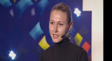 O poveste superba, spusa cu ajutorul unui desen pe nisip. Cum a cucerit o moldoveanca talentata inimile a sute de oameni