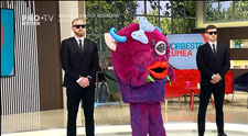 Cel mai nou personaj Masked Singer, în vizită la Vorbește lumea! Ce indicii a oferit Lady Monster telespectatorilor 