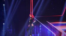 Românii au talent 2021: Akara Dianne a prezentat un număr de acrobație cu care i-a ținut pe toți cu sufletul la gură 