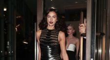 Irina Shayk, apariție irezistibilă la un eveniment din Londra! A întors toate privirile într-o rochie transparentă