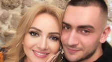 Cine este tânăra care i-a furat inima lui Cristi Botgros. Fiul interpretei Adriana Ochișanu și al muzicianului Corneliu Botgros și-a făcut publică noua relație printr-un video postat pe rețelele sociale: „Iubita mea dulce”