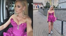 Andreea Bănică, apariție controversată, într-o rochie mult prea decoltată. Fanii au taxat-o imediat când au văzut-o cum arată: „Bine că nu i-ai ridicat până în gât”