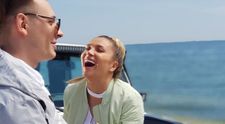 VIDEO Dor să te ador – cea mai vizionată piesă a anului pe Youtube