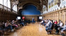 Hackatonul pentru studenți, UniCredit Fin Tech Hack, la Romanian Creative Week:  48 de ore, pentru cea mai bună aplicație de banking. Premii de mii de euro