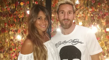 Leo Messi, primele imagini din luna de miere. Cat de sexy este Antonella si cum a aparut pe plaja