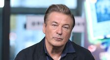 Ce șanse sunt ca Alec Baldwin să ajungă la închisoare după ce a omorât accidental un om pe platourile de filmare