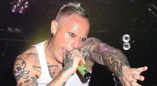 Noi dezvăluiri despre Keith Flint, solistul Prodigy. Când a murit, datora o sumă uriașă de bani