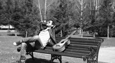 Marius Moga lanseaza al 2-lea single din cariera – “Suntem Pasari Calatoare” feat. Achi - VIDEO