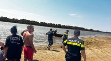 Doi soți, în vârstă de 21 și 26 de ani, s-au înecat în Dunăre după ce au fost luați de curenți. Fiica lor, de numai 9 luni, a fost salvată în ultima clipă