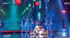 Românii au talent 2023 - semifinala 1. Bianca Avram a oferit un moment de dans contemporan spectaculos: 