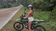 Răsturnare de situație în cazul puștoaicei de 18 ani, dispărută când era în vacanță în Thailanda. Ar putea fi închisă pe viață într-un penitenciar ex-sovietic. ”Este inuman”