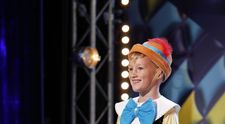 Credeai ca Pinocchio nu exista? Baietelul care si-a facut bunica sa planga de mandrie