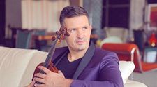 VIDEO Alin Pascal cântă despre iubire