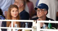 Fiica lui Bill Gates, vaccinată anti-COVID: „Din păcate, nu mi-a implantat în creier geniul tatălui meu”