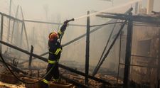 Incendii în Insula Rodos. Imagini emoționante surprinse de pompierii români în timpul luptei cu flăcările