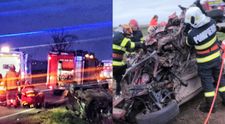 Momentul sfâșietor în care băiețelul de 3 ani, strivit de mașină în urma accidentului de pe E85, este scos de sub fiarele autoturismului! Pompierii au izbucnit în lacrimi atunci când l-au văzut pe micuț