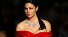 Cât de sexy poate fi Monica Bellucci la 58 de ani. A apărut într-o ținută transparetă pe coperta unei reviste