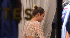 Miley Cyrus, dezinhibata pana si la cumparaturi. In ce tinuta sexy au surprins-o paparazzi