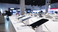 Se interzice comercializarea telefoanelor incompatibile cu sistemul RO-ALERT. Amenzi uriașe pentru cine nu respectă decizia