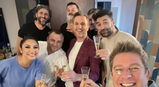 Andi Moisescu a făcut cinste de ziua lui echipei de la Românii au talent