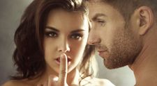 Cele 5 reguli din amor pe care femeile se bucura ca le-au incalcat. Tu ai avut curajul sa o faci?