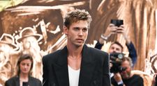 Austin Butler, transformare radicală pentru cel mai nou rol: „Am o colecție întreagă de pantaloni pe care nu-i mai pot purta”