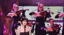Povestea vedetei care s-a închis într-un castel și nu mai vrea să fie găsită! Are 4 premii Grammy, e milionară, dar singură, fără copii și trăiește cu 12 pisici