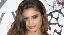 Cum a devenit o fostă gimnastă ”îngeraș” Victoria’s Secret