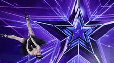 Românii au talent, sezonul 9: Povestea de film a Elenei Gibson, balerina care a dansat la bară senzațional! 