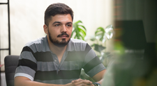 Cum a reacționat Ioana Molnar la explicațiile oferite de livratorul de flori