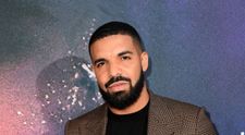 Cum arată spectaculoasa casă a lui Drake, din Toronto! Are propriul teren de baschet și piscină interioară