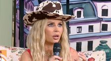 Un artist faimos alături de care cântă acum Andreea Bănică s-a apucat de muzică după ce în copilărie o urmărea la concerte! Ce poză fabuloasă de acum aproape 20 de ani au împreună