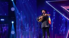 Românii au talent 2021: Constantin Ghinea Dumitrache a reînviat tradiția cu o interpretare memorabilă 