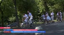 VIDEO Mersul pe bicicleta într-un stil vintage